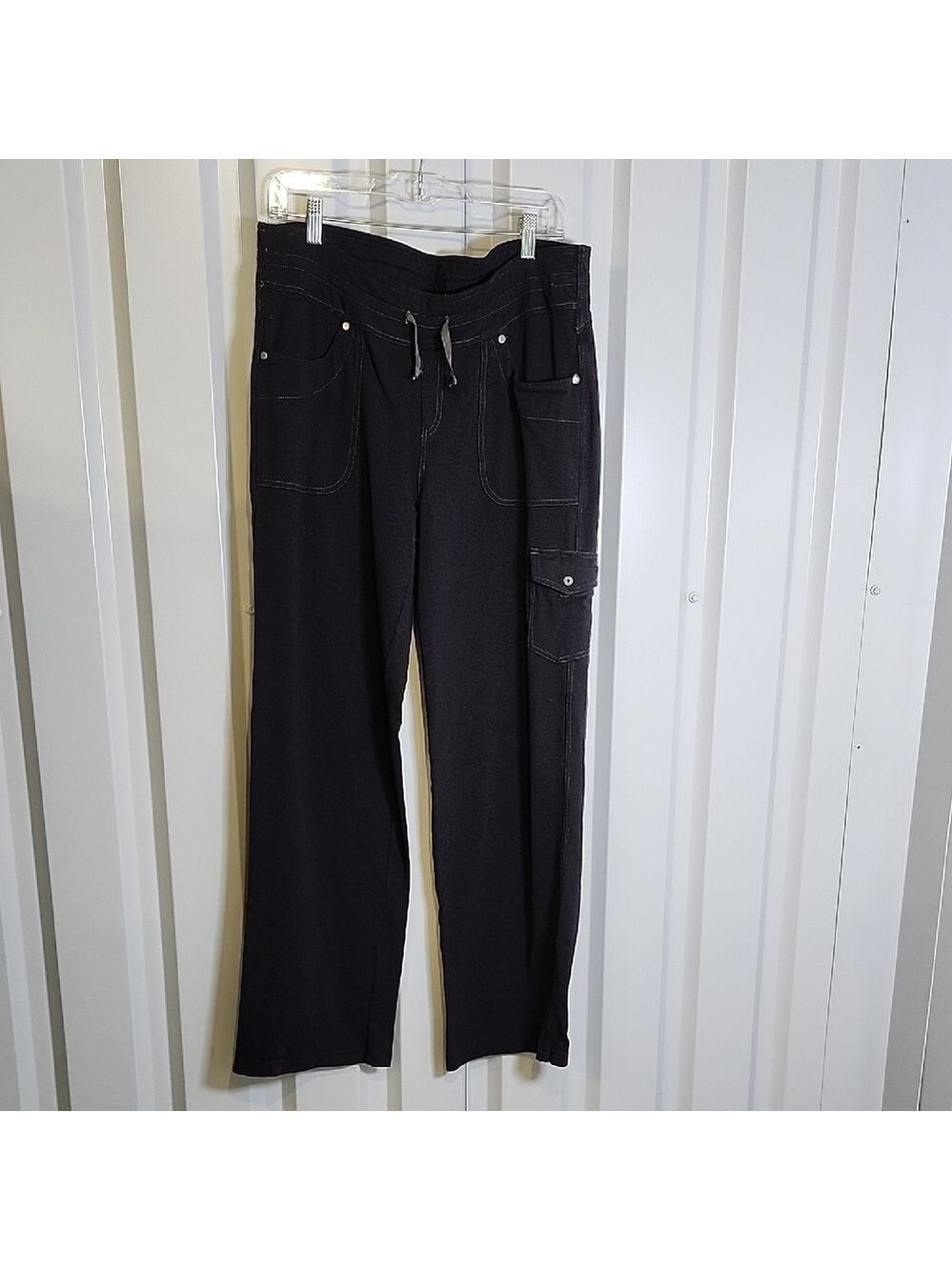 Kuhl Women's Black Mova Cargo Straight Leg Sweat Pants Size 14
